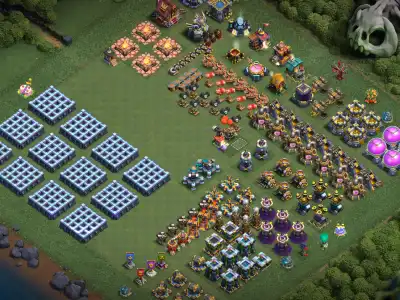 Layout TH13 Troll Base Layout with Wall Art and Copy Link