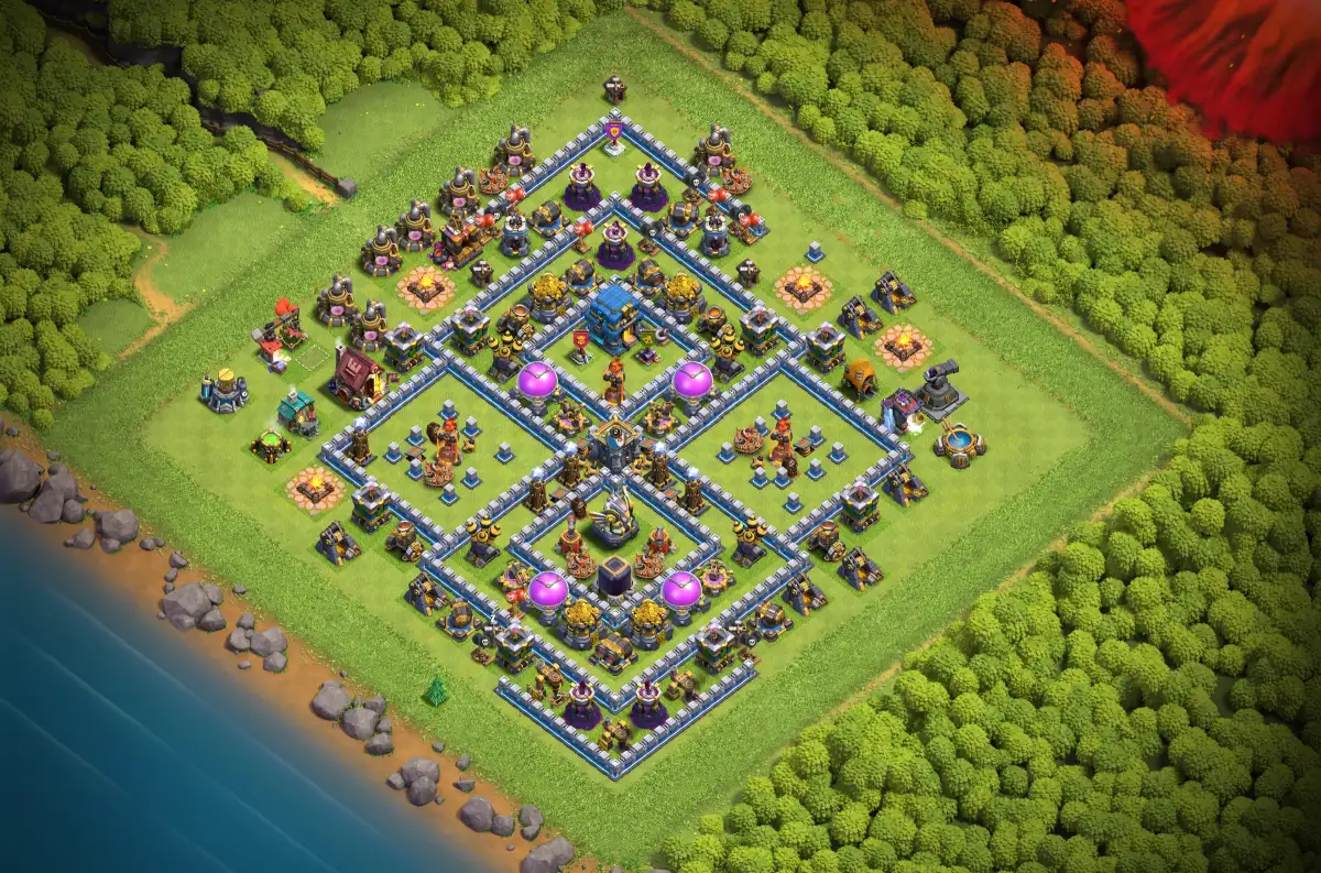 TH12 Hybrid Base with Central Town Hall Protection