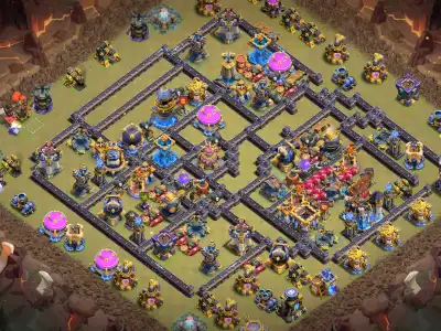 TH18 War Base with Offset Town Hall and Split Core