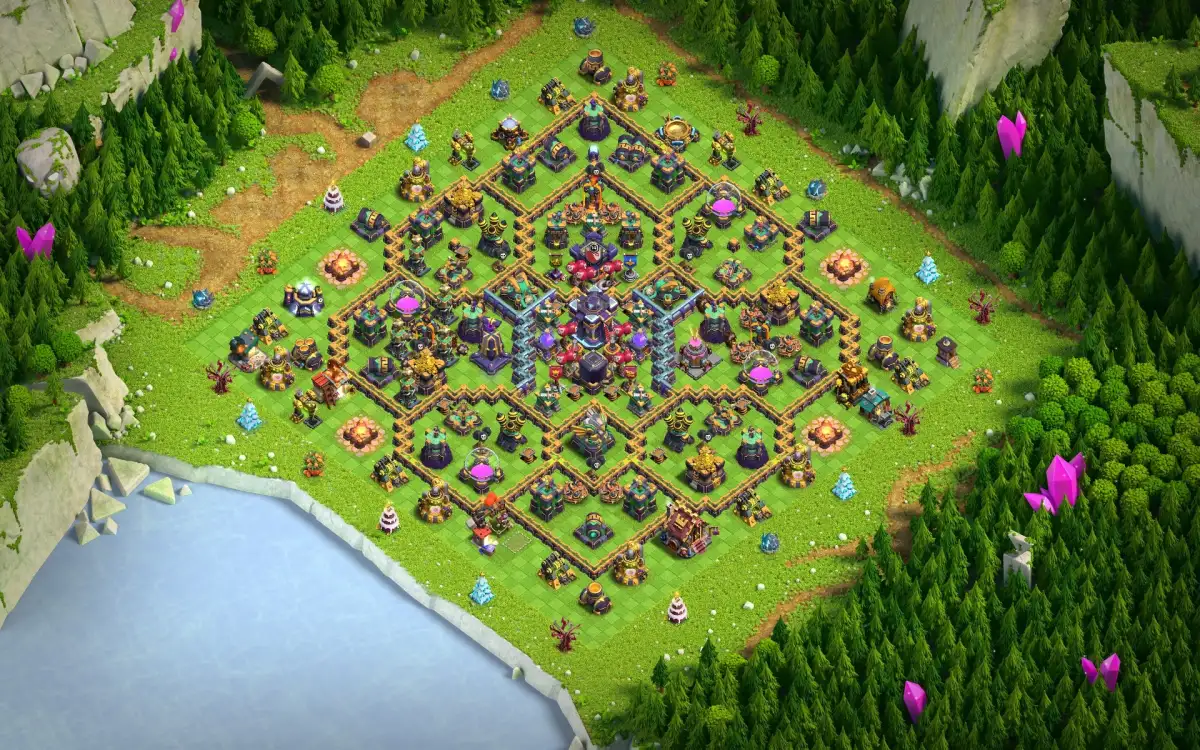 TH15 Hybrid Base with Central Town Hall Defense