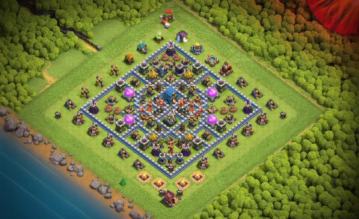 TH12 Anti 3 Stars Hybrid with Central Town Hall
