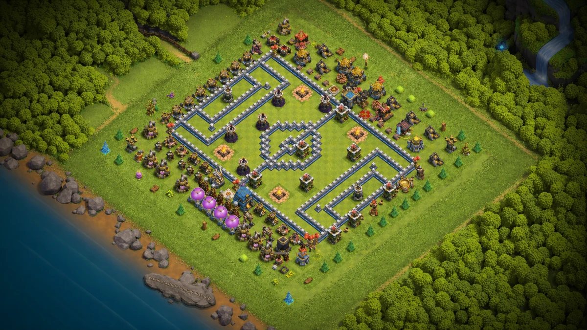 Tactical TH12 Troll / Funny Coc Layout | FIFA Ground