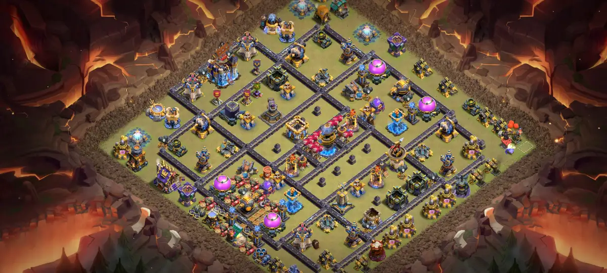 TH18 War Base with Split Core and Anti 3 Star Pathing